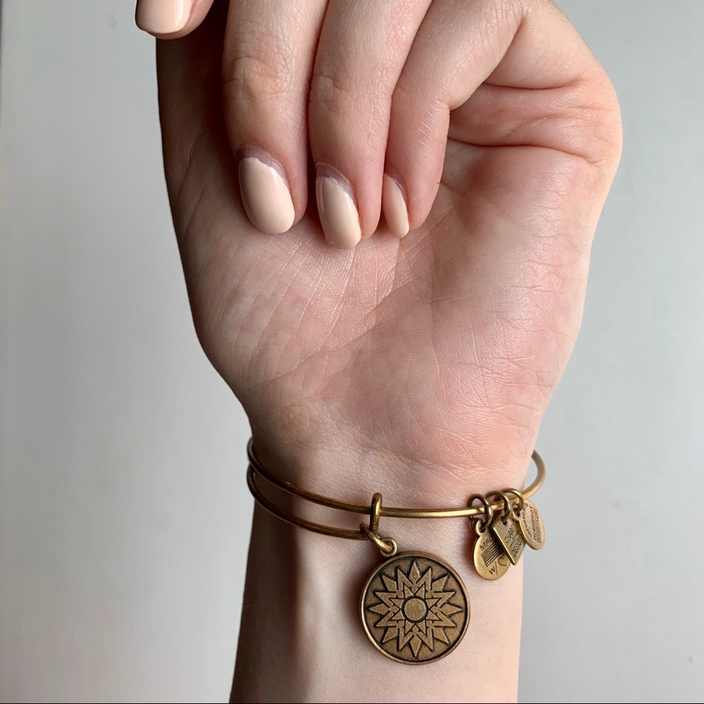 Alex and Ani New Beginnings Gold Bangle Bracelet